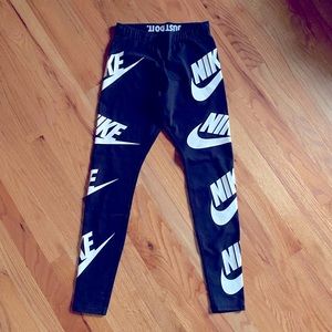 Nike Logo Leggings